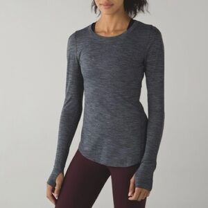 Lululemon 5 Mile long sleeve shirt. 🖤